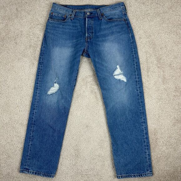 Levi's 501 Jeans Mens 31 x 32 Blue Button Fly Original Fit Straight Medium Wash - Picture 2 of 16